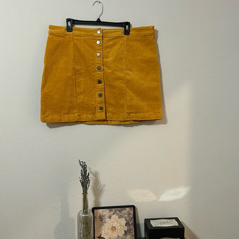 Forever 21+ Mustard Yellow Skirt, Never worn, Size:3X